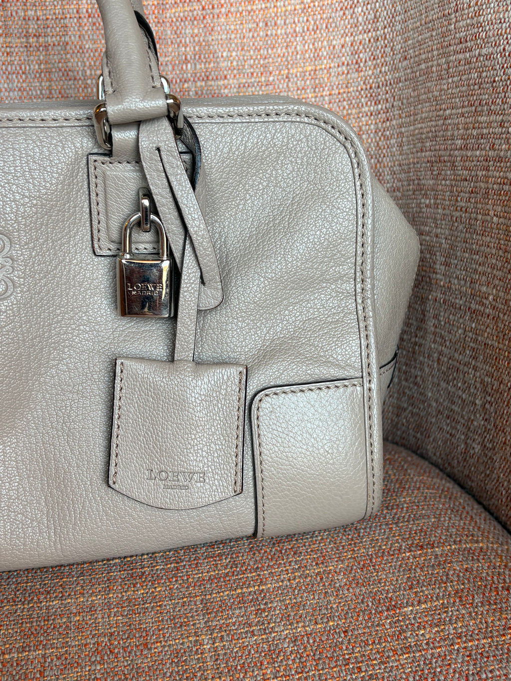 LOEWE Amazona 28 -