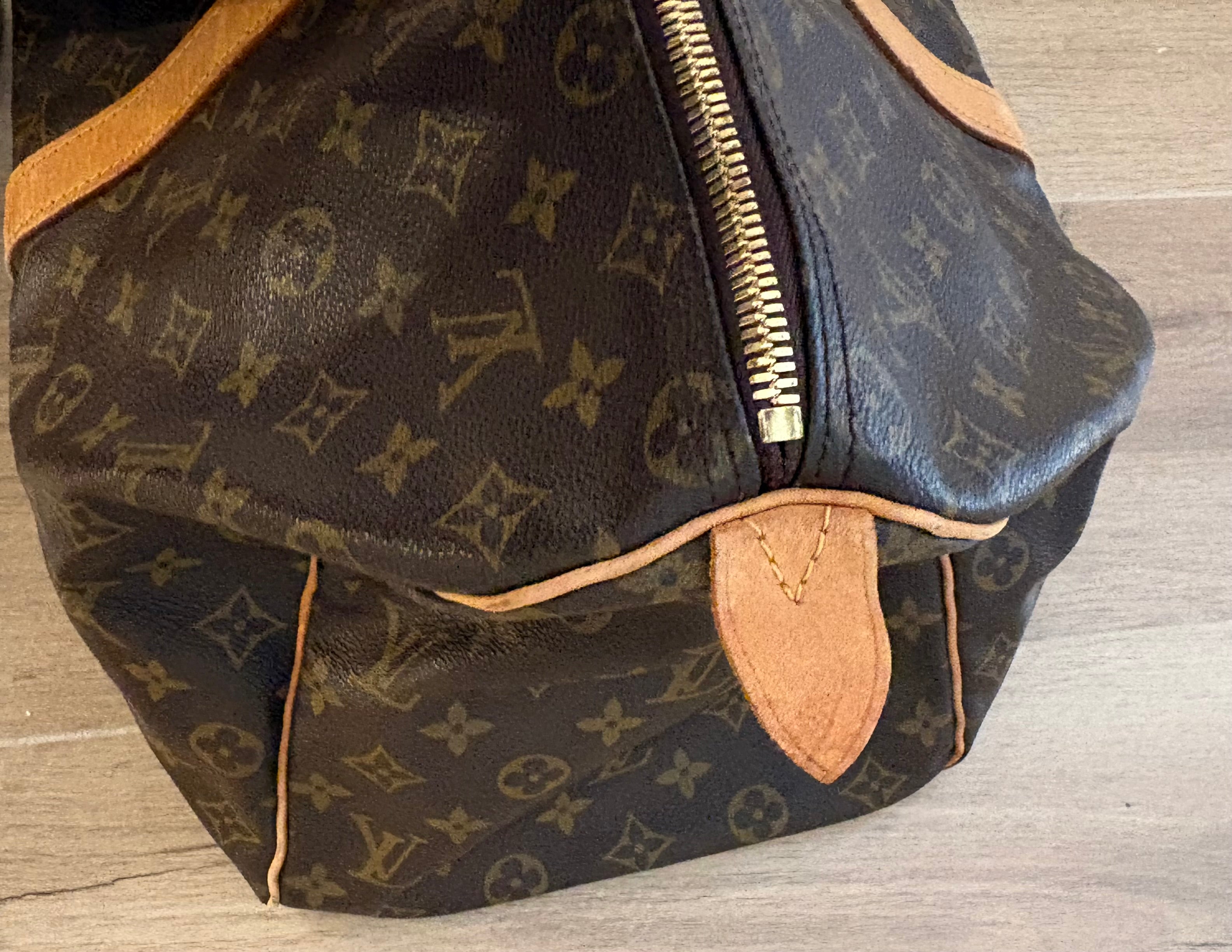 LOUIS VUITTON Keepall