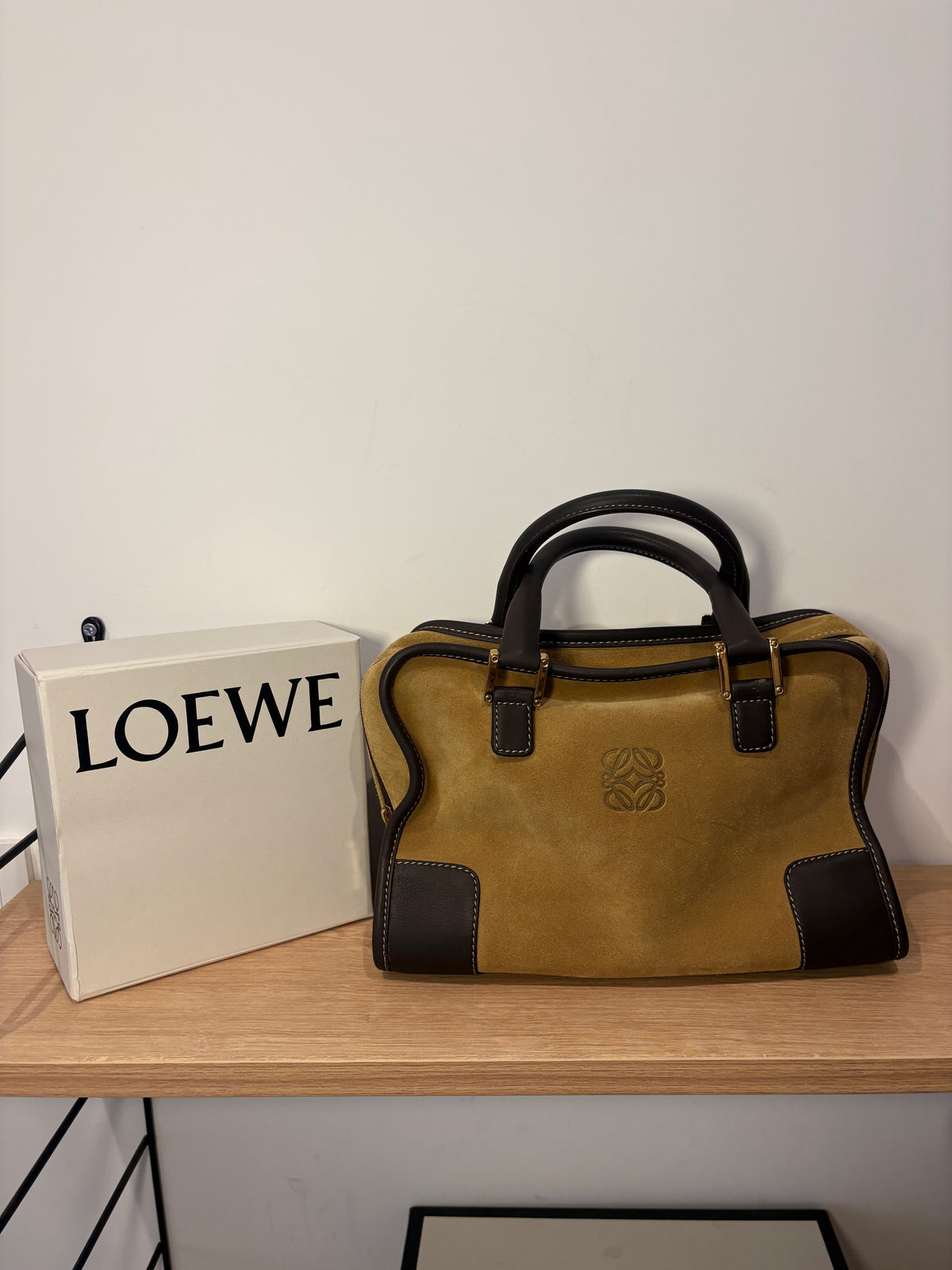 LOEWE Amazona 28