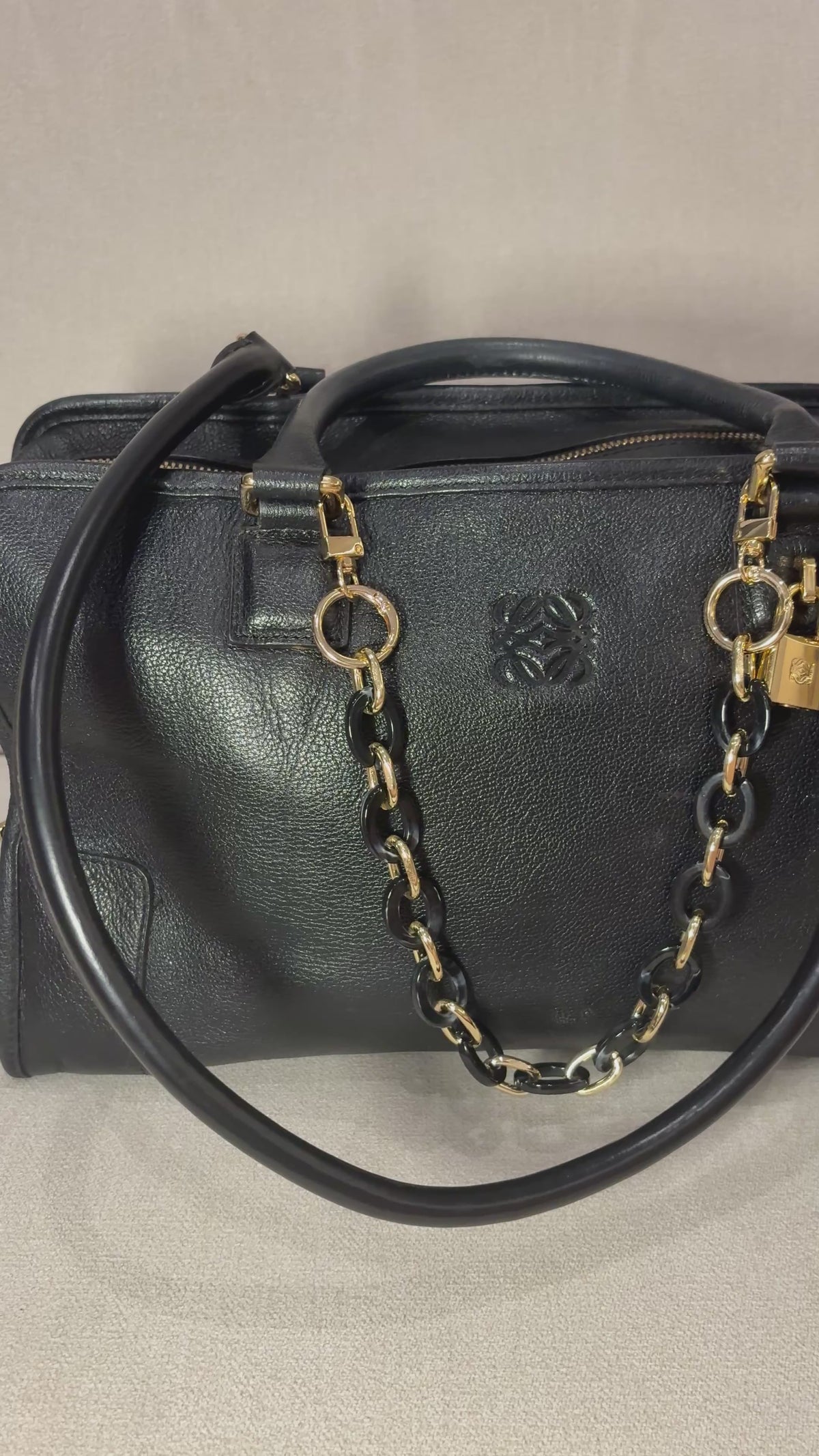 LOEWE Amazona 36